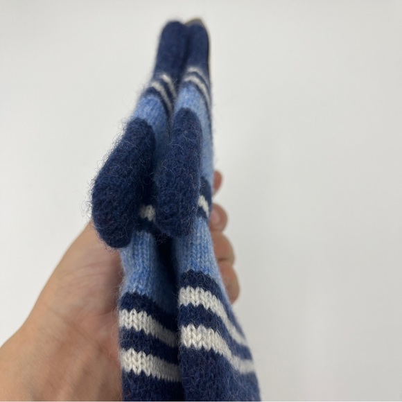 Kids mitten, sheep wool mitten with cute pattern, cozy winter mitten, kids gift - Picture 2 of 7